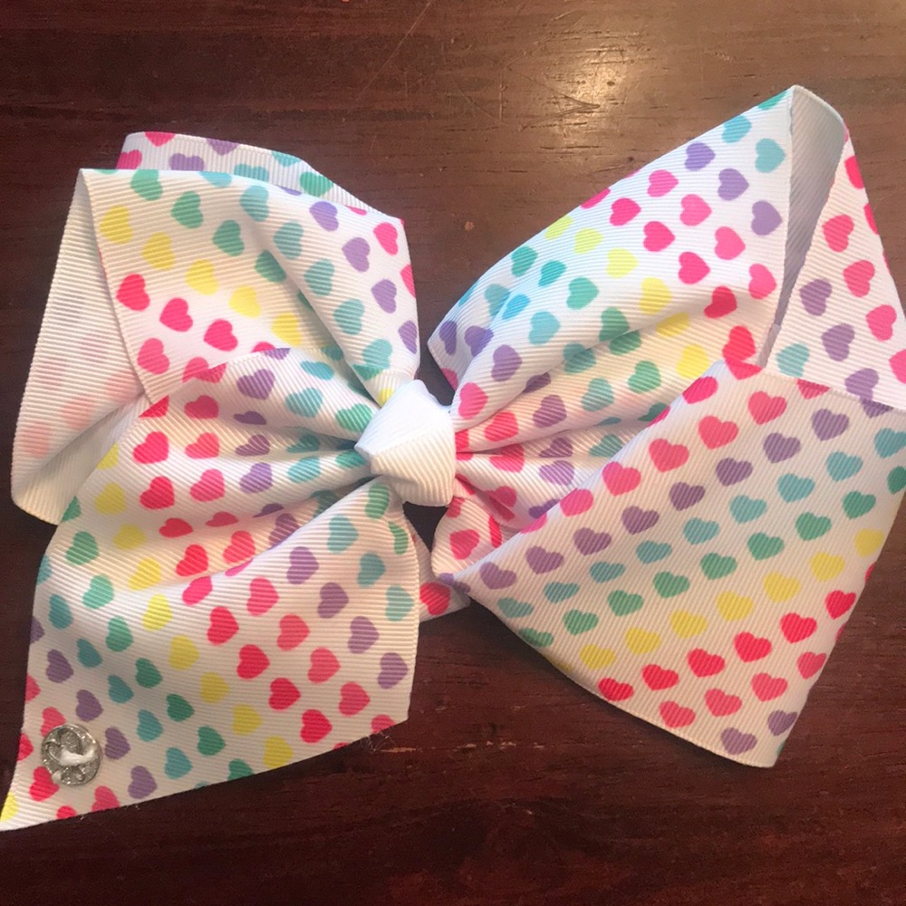 Jojo Siwa Rainbow Heart Bow